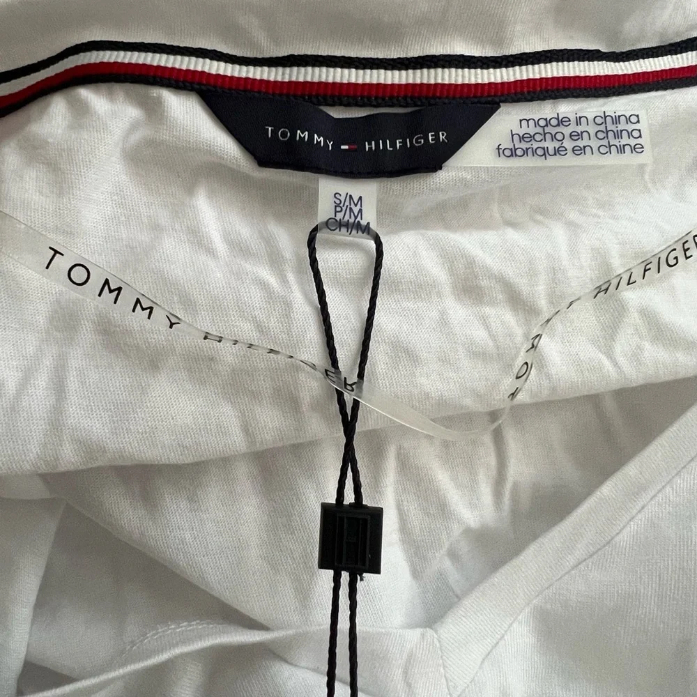 Tommy Hilfiger Women's white Printed Tie-Waist V-Neck Swim Dress Cover-Up S/Med - Picture 3 of 3